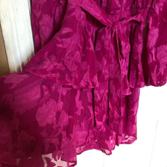 BOG BAND OF THE FREE - NWT “Kiss Me” Peplum Tiered Mini Dress in Fuchsia - Picture 6 of 16